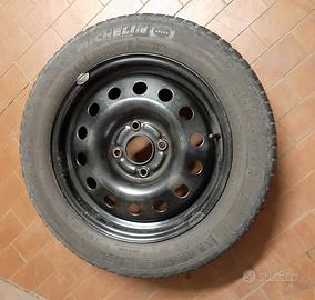 4 CERCHI IN FERRO FORD  6 X 15