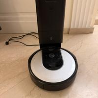 Aspirapolvere Roomba i7 con base da 1070€ a 400€