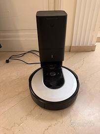 Aspirapolvere Roomba i7 con base da 1070€ a 400€