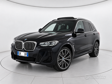 Perfetta: BMW X3 xDrive20d 48V MSport Carbon Black