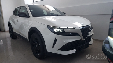 Alfa romeo Junior 1.2 136cv hybrid automatica