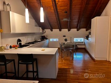 Cucina in cambio di tinteggiatura casa