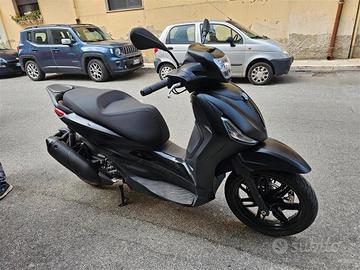 Piaggio Beverly 300 beverly 300 hpe uni
