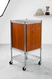 Carrello/scaffale cromato con armadietto Unopiú