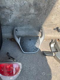 Ricambi Aprilia scarabeo 250 - piastra posteriore