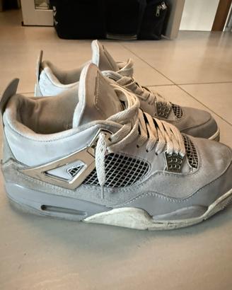 Air Jordan 4 Retro “Frozen”