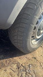 gomme furgone usate poco 80%