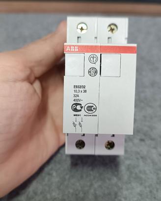 Porta fusibili doppio da quadro con fusibili