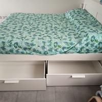 Letto Brimnes bianco usato