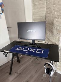 Postazione Gaming Lenovo con Scrivania e Cuffie