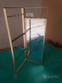 Porta orecchini e collane con specchio 