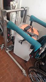 Sollevatore e trasporto per perdone disabili