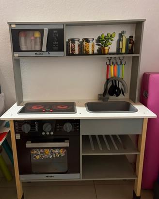 Cucina Miele bambina
