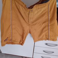 Costume da bagno come nuovo