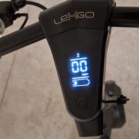 Monopattino elettrico Lexgo 