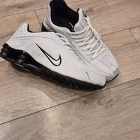 Nike Shox r4 taglia 45 NUOVE