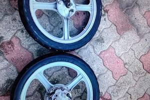 Cerchi in lega piaggio ciao