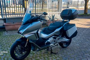 HONDA FORZA 750 DEL 2021