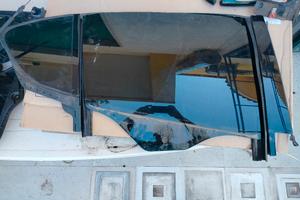 Vetro completo porta dx posteriore Stelvio 