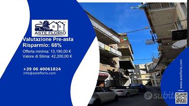 Immobile in asta di 60 m² con più di 5 locali a Ca