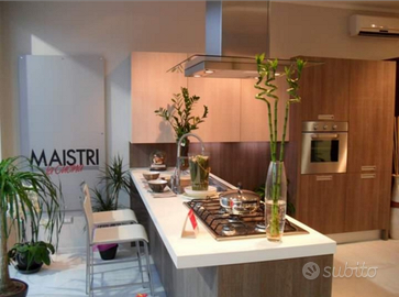 Cucina Maistri nuova esclusa di elettrodomestici