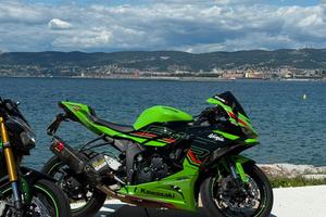 Kawasaki Ninja ZX-6R 636 ABS KRT full accessoriata