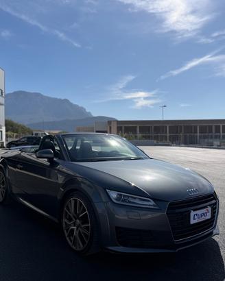 Audi TT Roadster 2.0 TDI ultra S line