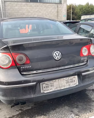 POSTERIORE VOLKSWAGEN PASSAT BERLINA