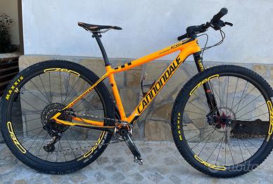 Mtb cannondale fsi tgM tutta in carbonio