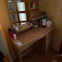 Tavolo da trucco