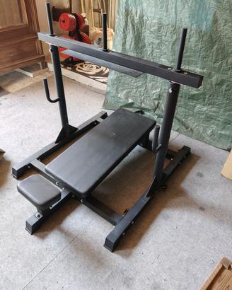pressa verticale gambe palestra