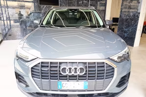 AUDI Q3 35 TDI quattro Business