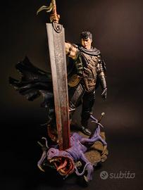 Berserk action figure Guts 33 Cm