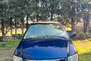 Chrysler  Grand Voyager