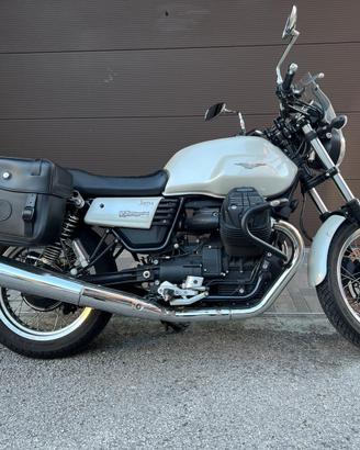 Moto Guzzi V7 III Special
