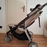 Passeggino City Mini2 a 3 ruote