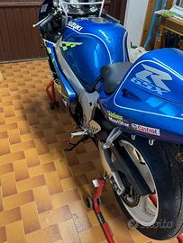Suzuki GSXR 600 1999