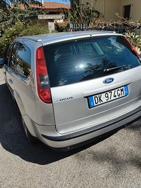 auto Ford focus