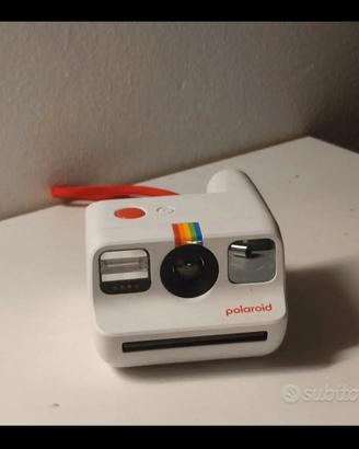 polaroid go