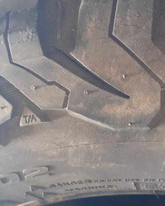 BF Goodrich All-Terrain T/A KO2 ,misura 265/65 R17