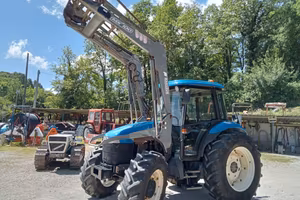 New Holland TD 85
