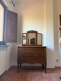 Set Comoncino con specchiera, comodini e spalliere