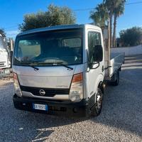 Nissan Cabstar 35-13 Cassone fisso