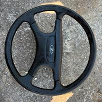 Volante a griglia anteriore Lada Niva