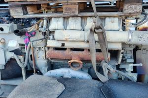 Gruppo elettrogeno 220 380 8 cilindri V