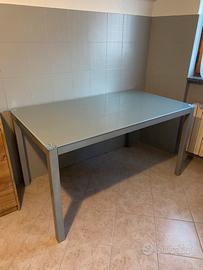 Tavolo 140x80 cm piano in vetro