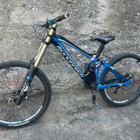 Mondraker summum M