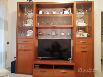 Parete attrezzata legno