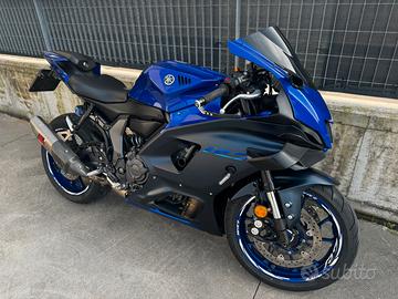 Yamaha YZF R7 depo a libretto