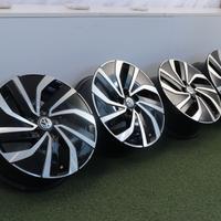 Cerchi in lega Volkswagen Polo Virtus 15 ORIGINALI